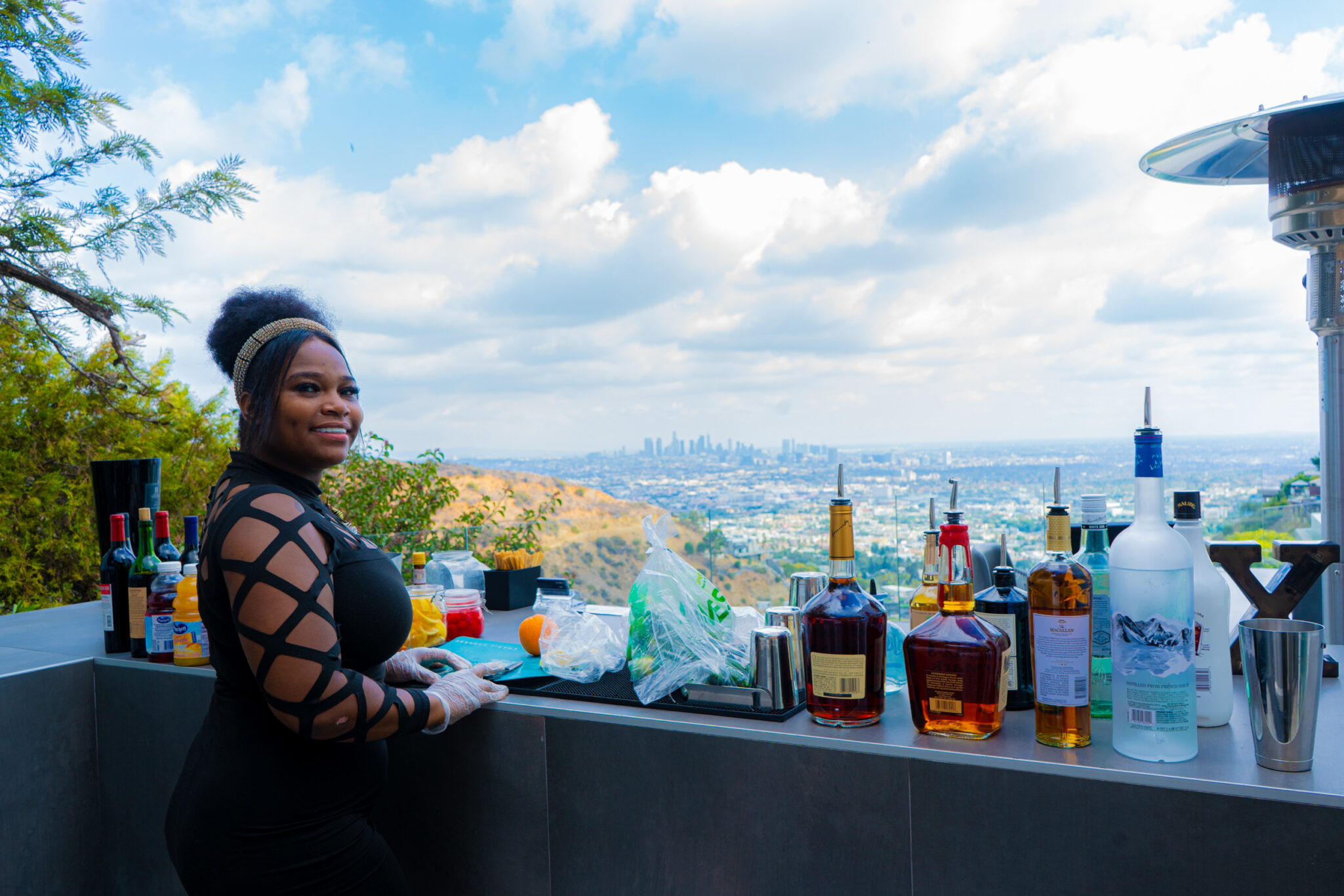 What is a traveling bartender? | Party Shakers