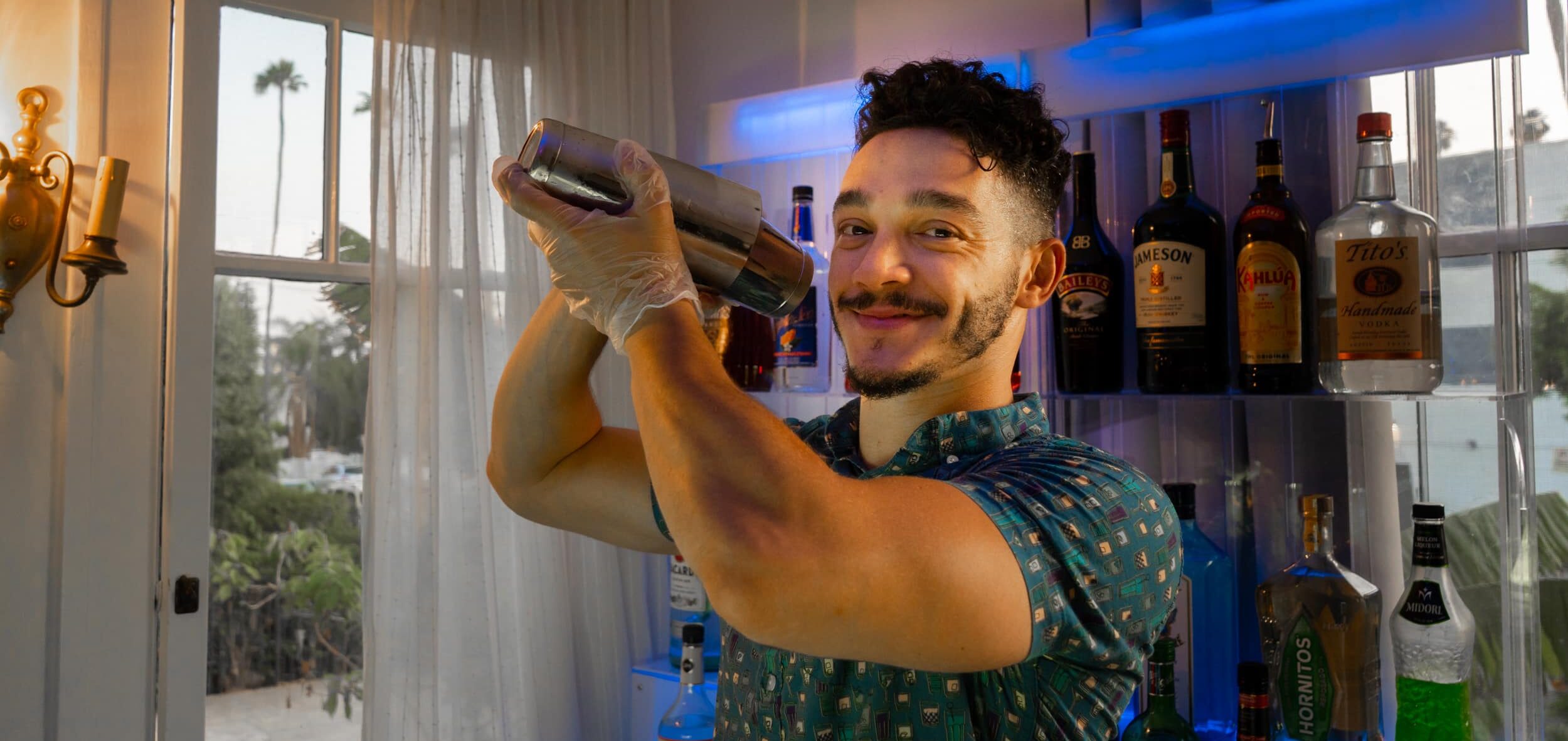 What are the things people need to know about the bartending profession? | Party Shakers