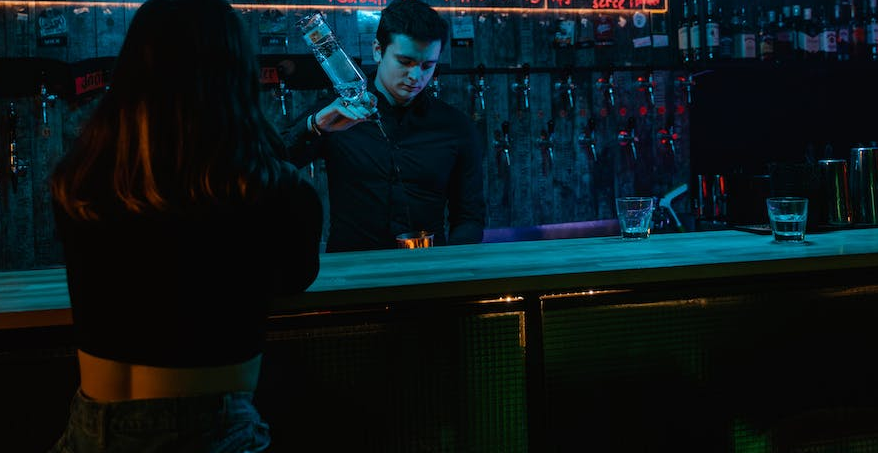 Showbiz bartending: Which movies and shows have Bartenders? - Party Shakers