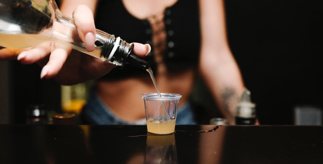 Local bartender services: Why should you go local? - Party Shakers