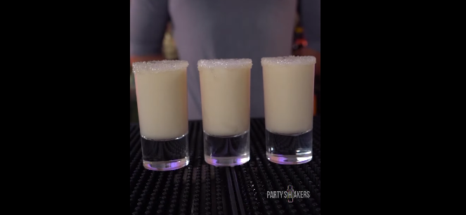 How to make the godfather shots - Party Shakers