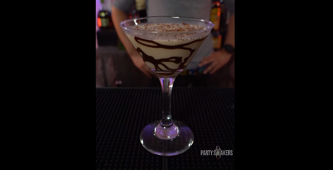 How to make the Chocolate Martini - Party Shakers