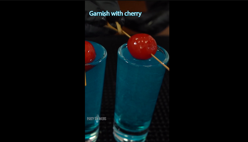 How to make Blue Sky Shots - Party Shakers