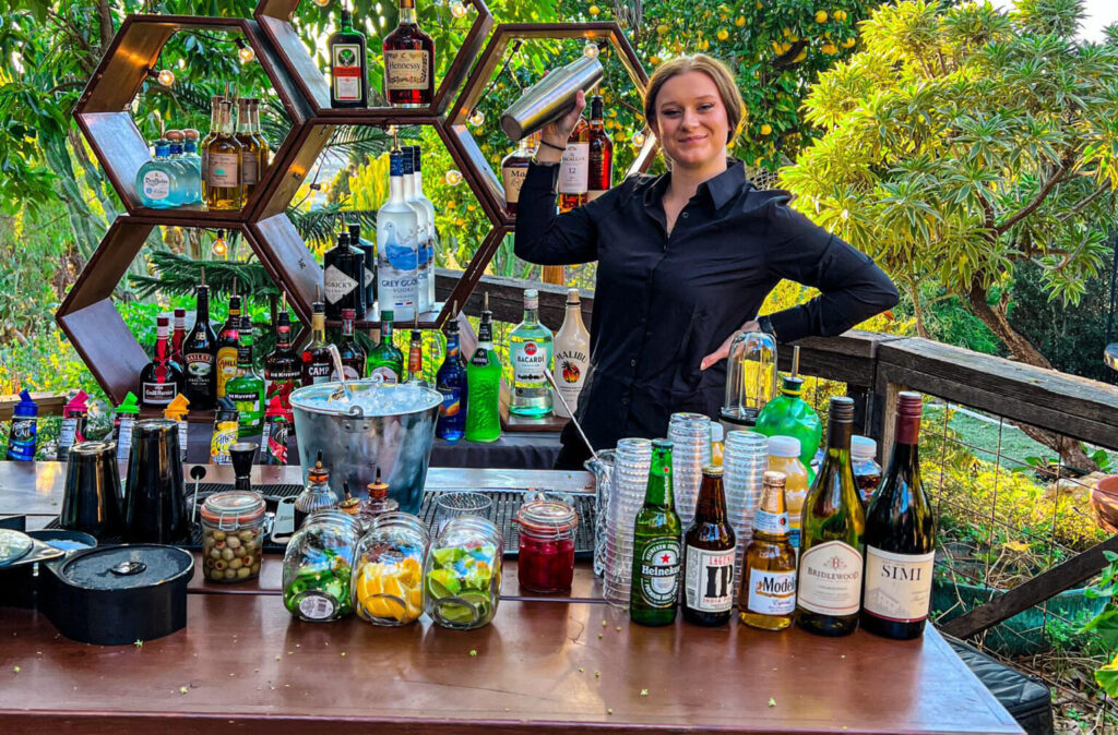 Why Bundling Your Mobile Bar and Photo Booth is the Best Wedding Hack in LA